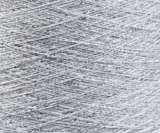 Industria Italiana Filati Art. Frizzante Nm 35 – Fantasiegarn aus Viskose und Lurex col. Siilbergrauer 2043